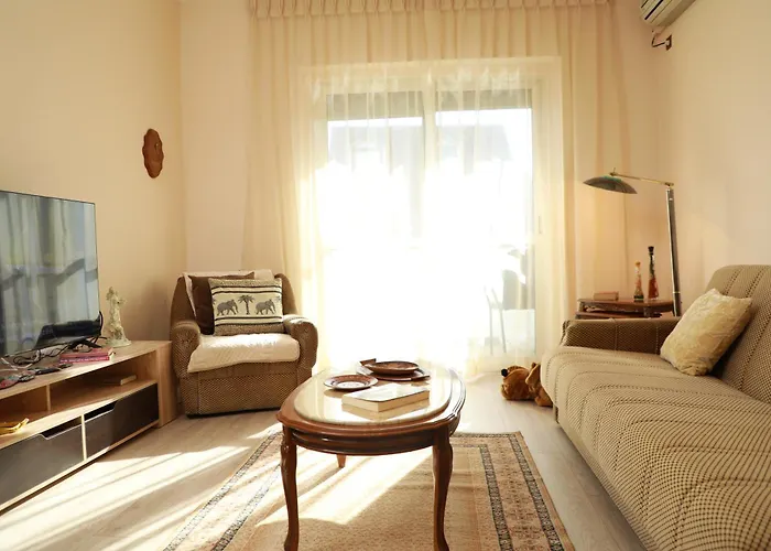 Fortuzi דירה טיראנה