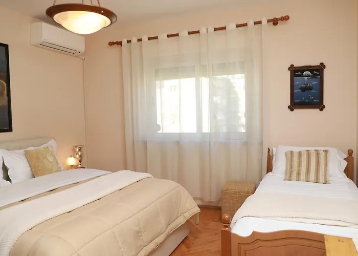 Fortuzi Lägenhet Tirana